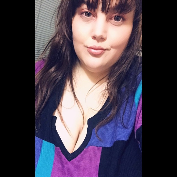 Meet your Posher, Lindsey - Picture 4 of 7